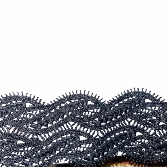 L’AGENCE NWT White with Black Lace Trim Open Jacket Size 2 - Picture 7 of 9